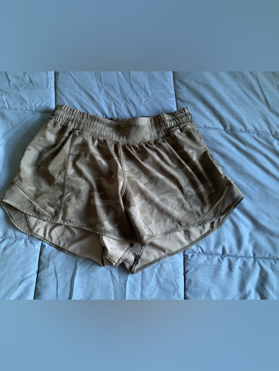 lululemon athletica Pants - lululemon athletica Hottie Hot Low Rise Shorts size 8